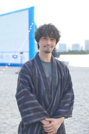 斎藤工「今日だけの景色を楽しんでもらいたい」お台場の野外映画イベントに参加