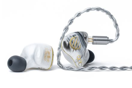 qdc、6BA+2ESTのハイブリッドユニバーサルIEM「WHITE TIGER II」。グローバル展開用にリバイバル