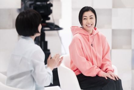 宇多田ヒカルが人生相談に回答、NHK「教えて！ヒカルさん」未公開シーンも放送決定