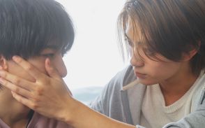 岩瀬洋志“宝”、小西詠斗“大進”を押し倒してキスする様子に爆萌え「何が起きてる!?」と視聴者興奮＜タカラのびいどろ＞