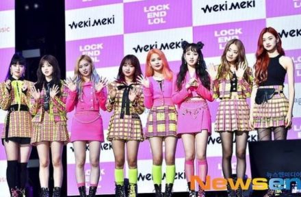 “解散”Weki Meki、メンバー5人が専属契約を終了…fantagioが公式コメント「残り3人は議論中」