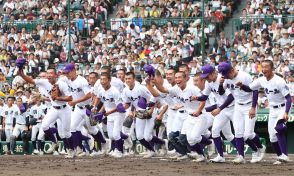 【甲子園】関東第一・米沢監督「よく耐えてくれた」競り勝ち8強進出の選手ねぎらう　次戦は東海大相模と