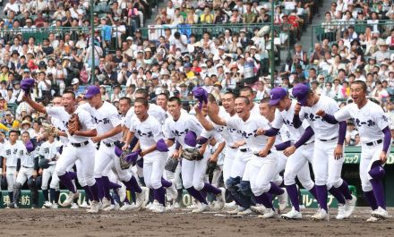 【甲子園】関東第一・米沢監督「よく耐えてくれた」競り勝ち8強進出の選手ねぎらう　次戦は東海大相模と