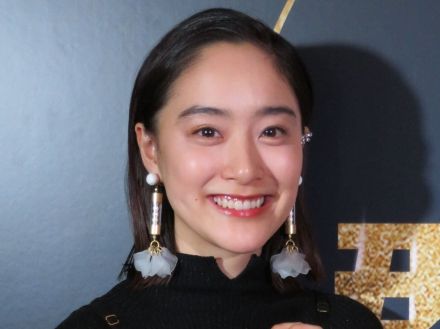 吉田美佳子、２４歳年上の元ボクサー・大嶋宏成氏と結婚　「これからも、より良い表現ができるよう日々邁進していきたいと思います」