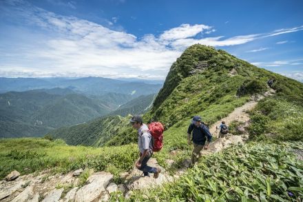 ガイドと一緒に登る「谷川岳」 花や景色を知れば、山歩きがもっと楽しくなる【みなかみ町】