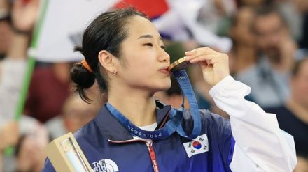 パリ五輪バドミントン女子シングルス金メダリストが悪習を暴露…「後輩が洗濯・掃除」＝韓国