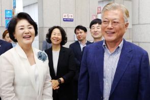 韓国検察が文在寅前大統領夫妻の口座追跡　元娘婿のタイ・イースター・ジェット特別採用疑惑