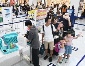 台風7号影響、羽田行き満席続出で乗り継ぎ客も…お盆の帰省客Uターンがピーク迎える　鹿児島空港