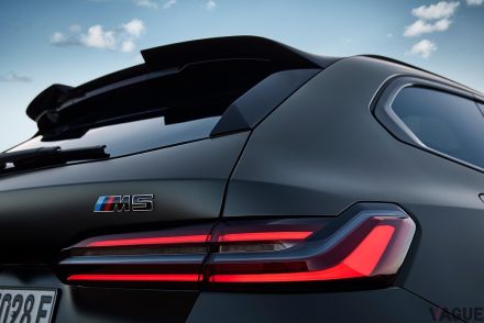 727馬力の快速ワゴン BMW新型「M5ツーリング」世界初公開V8エンジンにモーターを組み合わせた“Mハイブリッド”採用