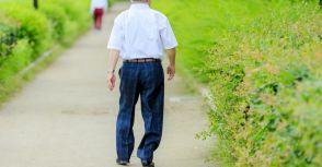 「全てを棄てて駆け落ちしたから、頼れる場所はありません」…20歳上の姉さん女房に先立たれ、末期がんに侵された88歳男性が看取り医に明かした「最期を迎えたい場所」