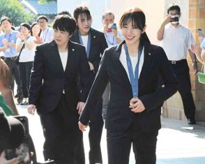 「熊本の応援で『銅』獲得」　パリ五輪女子バドのシダマツペア、県知事に報告　山口選手「たくさん応援してもらった」