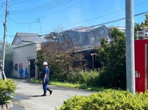 住宅焼ける火事で男女５人がけが　１人が行方不明　宮城・東松島市