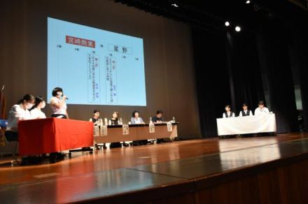 若々しい感性、表現披露　日向で牧水・短歌甲子園