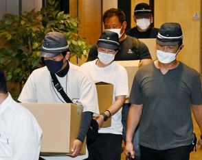 「逃げても仕方ない」と出頭　SNS詐欺、公開手配中の男2人を逮捕