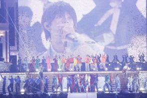 EBiDAN、〝豪華客船〟をコンセプトに30曲熱唱 来年は結成15周年「ワールドツアーへ行きたい。海外でライブができたらうれしい」