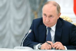 〈解説〉プーチン政権が救わなければならなかった男の正体 ロシア大規模身柄交換の真意、保安局の元大佐とは？