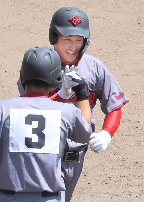 【高校野球】浜松開誠館は掛川東に７―３で逆転勝ち　４番・松原佑樹が公式戦１号３ランを放つ