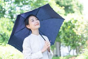 傘ソムリエがすすめる日傘は全天候向け　「耐水性能は高く、ゲリラ豪雨対策の面でも人気」