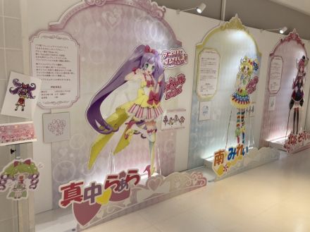 19万円超での購入者も！　等身大のアクリルスタンド、漫画・アニメファンからなぜ人気？