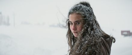 少女はなぜ虚偽の告発を？トルコ映画「二つの季節しかない村」予告編