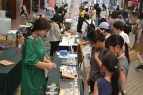 中心商店街で真夏のチョコレートまつり　趣向凝らした冷たいスイーツ【山口】