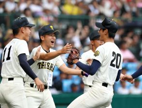 【甲子園】2800枚即完売！大社アルプスが紫の塊に　バス19台で朝７時出発