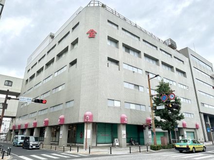 佐賀玉屋本館営業終了　建て替えまで南館・大型テントの東別館で営業へ