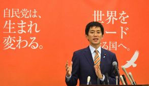 小林鷹之氏　岸田首相と同じ開成高出身の「安倍チルドレン」　妻は弁護士