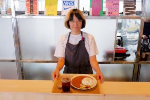 熱海・網代に「ブレンニューカフェ」　人気ラーメン店監修スパイスカレーも