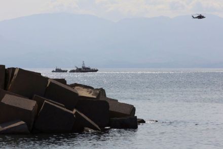 豪華ヨットが竜巻に襲われ１人死亡、英実業家ら６人行方不明　シチリア島