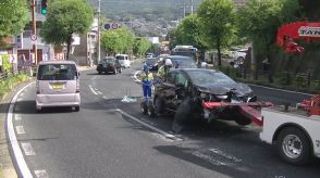 【長崎】佐世保市で車３台が絡む事故　２人救急搬送