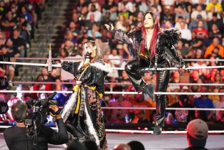 【ＷＷＥ】イヨ・スカイ＆カイリ・セイン　タッグ王座獲り失敗も…悪女ユニットなのに絶大なる支持