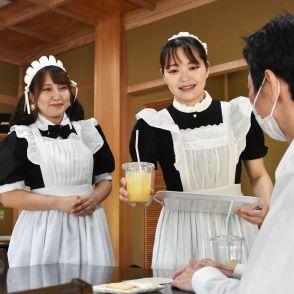 お寺で楽しむメイドカフェ　「洋と和がマッチ、深い味わい」　長野市の善光寺で出張イベント