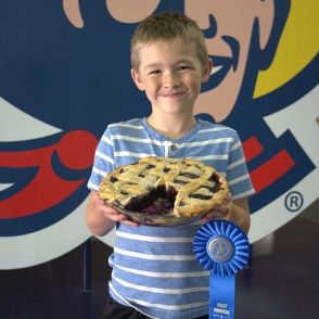 7歳の男の子が米テキサス州の料理コンテストで優勝！ 高度な技術をどうやって習得？