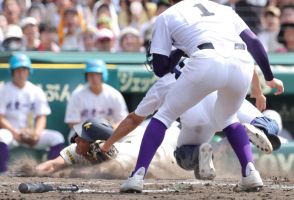 【甲子園】関東第一初の決勝進出　ラストプレー飛田の好返球に「鳥肌」「しびれた」