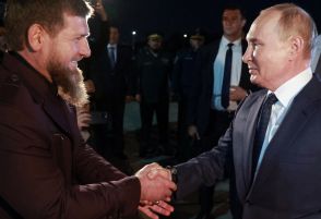 プーチン氏がチェチェン訪問、対ウクライナ戦闘準備部隊を視察