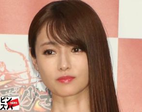 「若返ってないか?」深田恭子41歳、11か月ぶりインスタ更新で超小顔＆デコルテ際立つドレスアップ近影