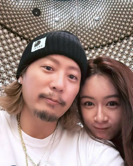 元EXILE・黒木啓司、幸せ溢れる家族ショット公開 愛息の赤いおでこには「どうしちゃった?」「元気な証拠」