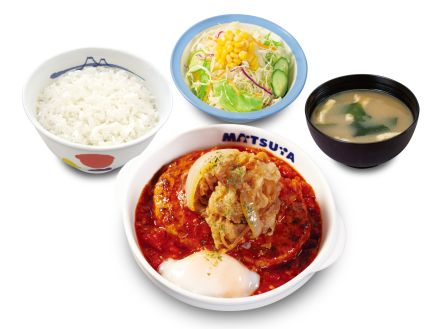 一時は販売中止も？松屋の夏の風物詩メニュー「うまトマハンバーグ」が毎年大人気のワケ