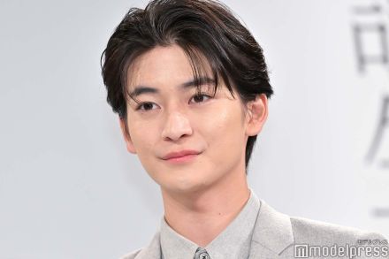 黒髪復活の高橋文哉「伝説の頭 翔」クランクアップ直後に金髪からイメチェン 今後の仕事に言及