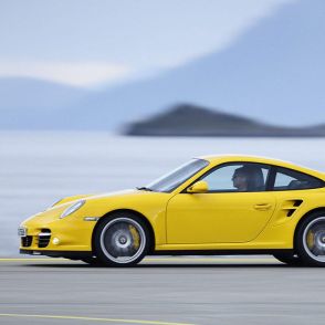 6代目「997ターボ」はターボ効率を上げるため世代途中で3.8Lに【ポルシェ 911ターボ 50周年の道程⑥】