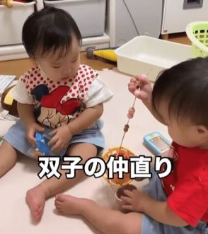 ケンカしてしまった双子の姉妹　しかし直後の様子に…「可愛い」「性格も似てるのね」