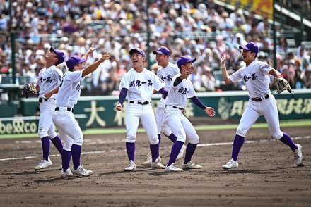 28年前と同じ“奇跡”　衝撃のバックホームにロマン…甲子園の伝説に「なんという偶然」