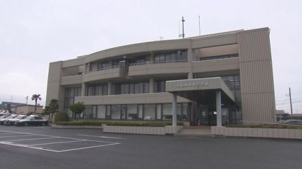 パチンコ店で現金と財布を盗んだか　無職の男(48歳)を逮捕　