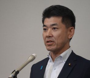 立憲・泉氏、代表選出馬は明言せず　枝野氏と「基本的に同じ路線」