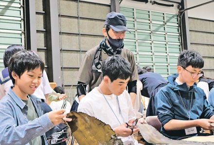 羅臼と富山につながり　北方領土視察の県内中学生、昆布通じ食文化理解