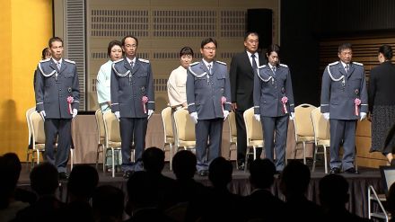 「都民の警察官」に警視庁航空隊のヘリコプター操縦士ら5人選ばれる　東京都民のため献身的に努力する警察官を表彰