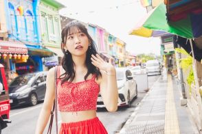 AKB48山内瑞葵の1st写真集「好きになる予感」発売、人生初の水着＆ランジェリーカットも