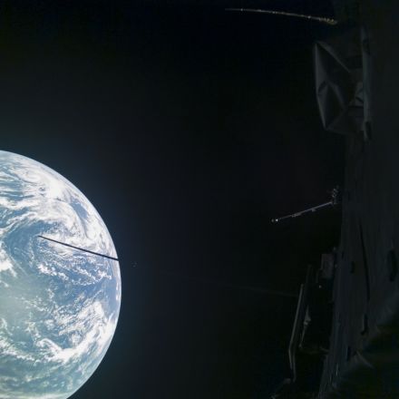 ESA木星氷衛星探査機「Juice」月と地球でスイングバイ実施　画像公開