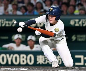 バント安打、内野5人シフト…誕生100年の甲子園にあふれた勇気